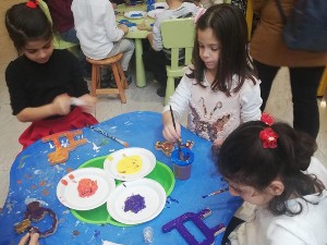 Minik Eller Boyuyor Sosyal Sorumluluk Projemiz